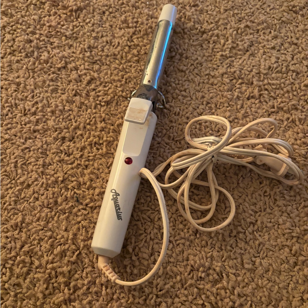 Conair White Curling Iron